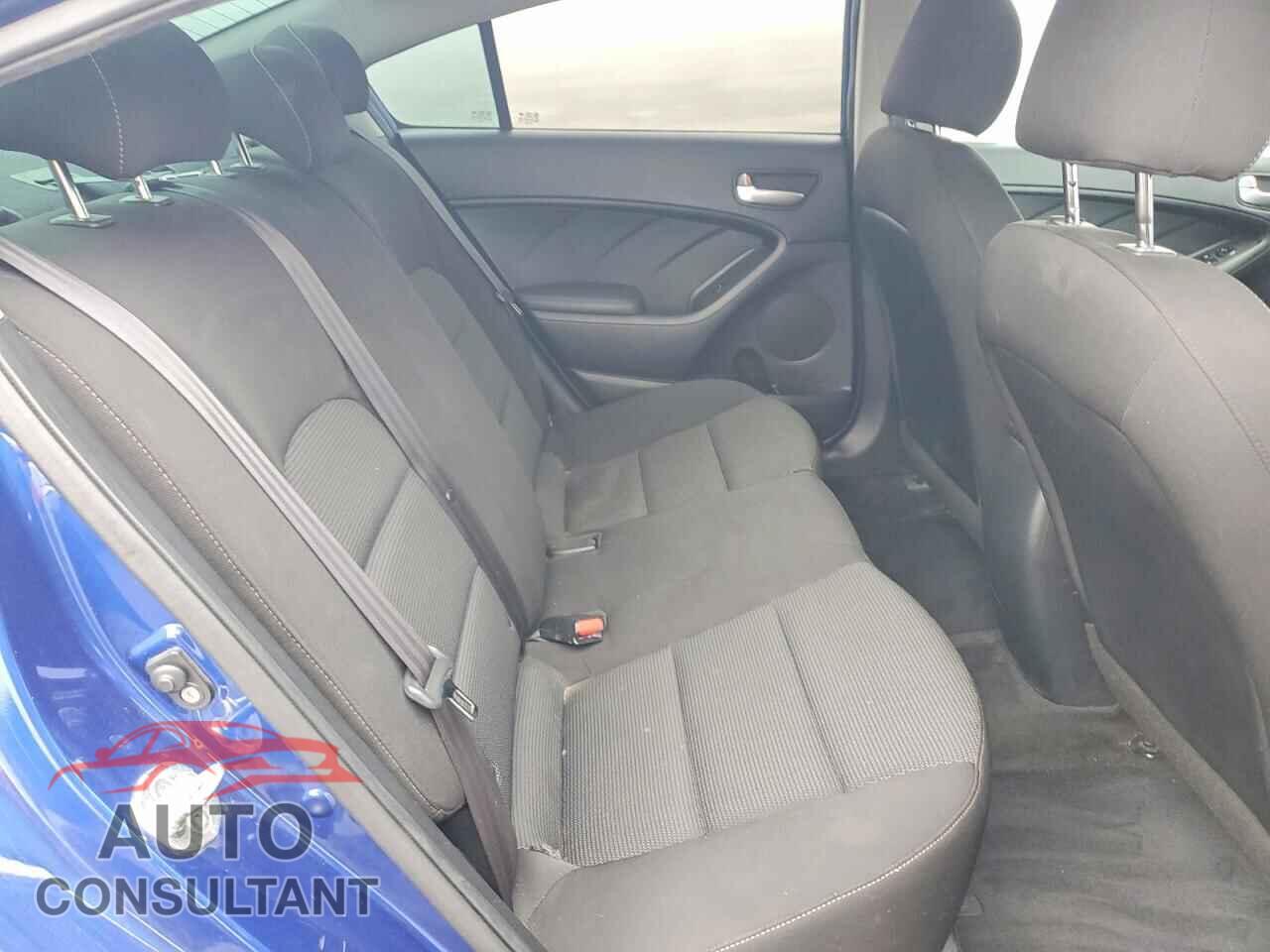 KIA FORTE 2017 - 3KPFK4A76HE041484