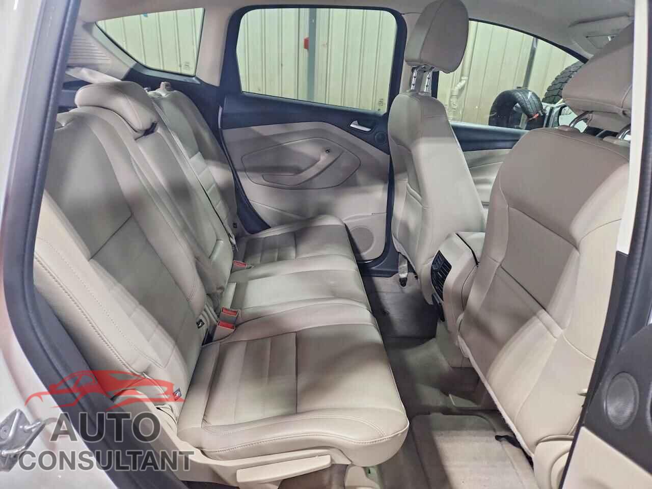 FORD CMAX 2015 - 1FADP5CU4FL113407