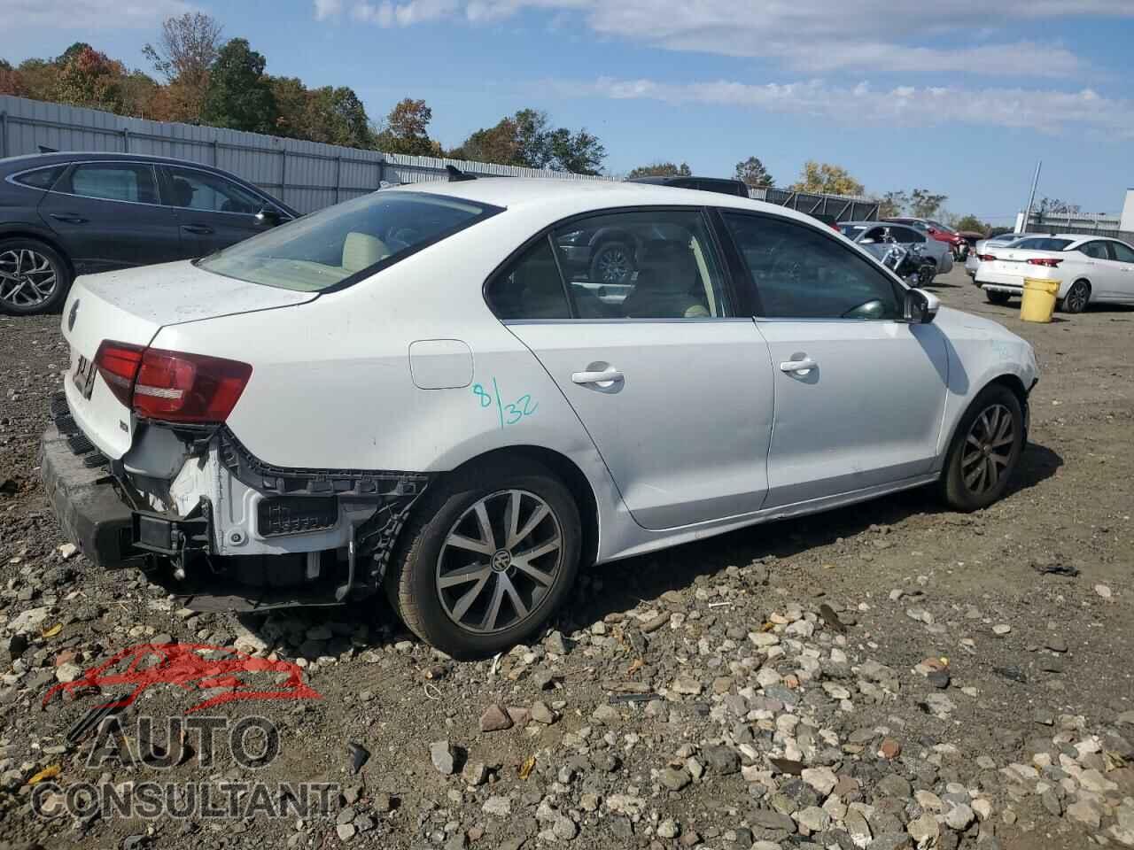 VOLKSWAGEN JETTA 2017 - 3VWDB7AJ4HM373933