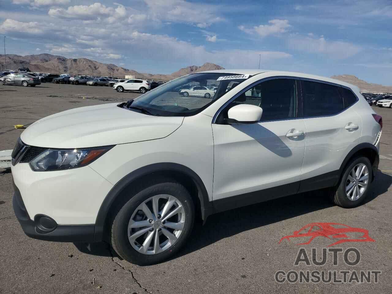 NISSAN ROGUE 2018 - JN1BJ1CP3JW165286