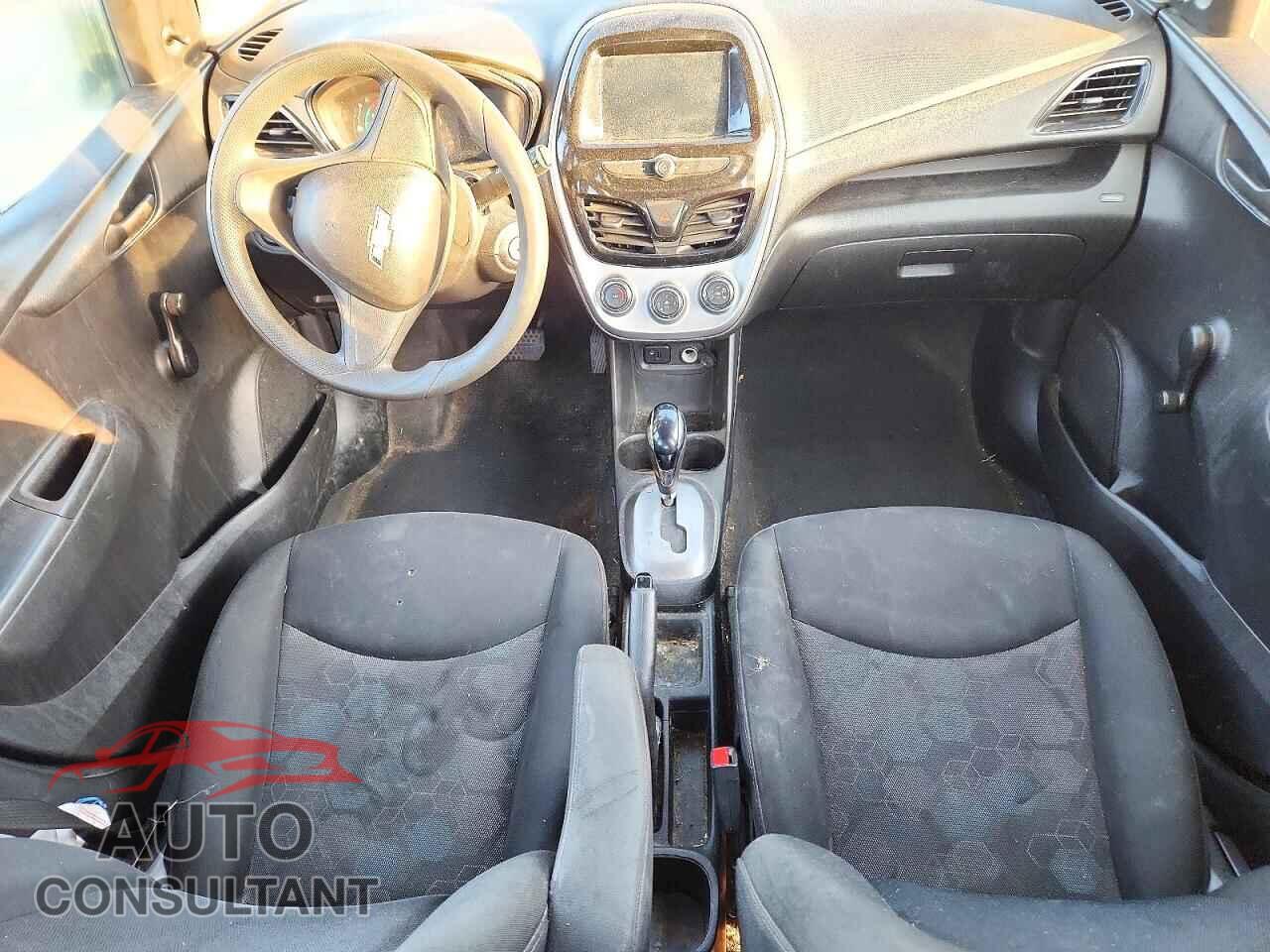 CHEVROLET SPARK 2017 - KL8CB6SA8HC818708