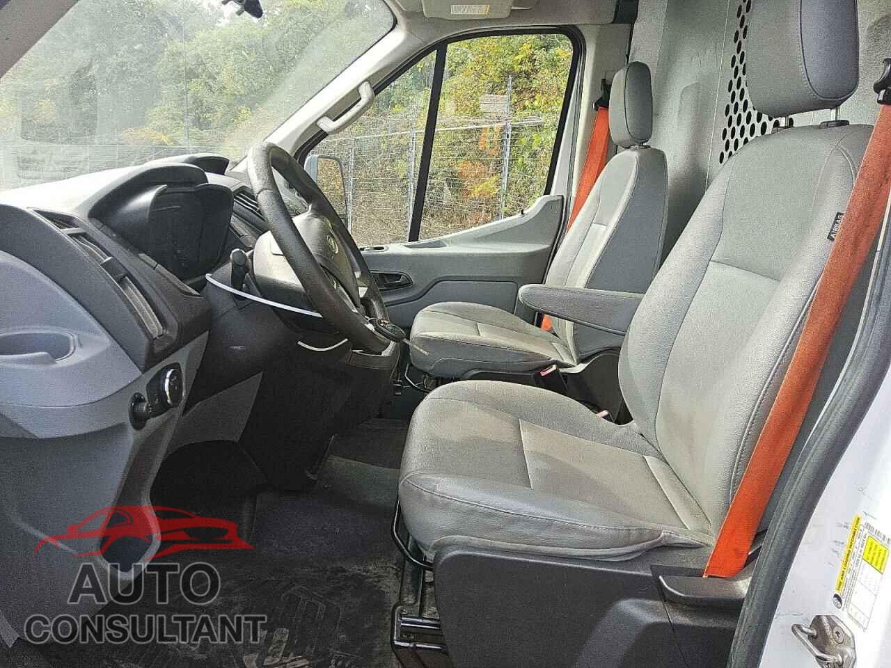 FORD TRANSIT 2018 - 1FTBW2CM6JKA36363
