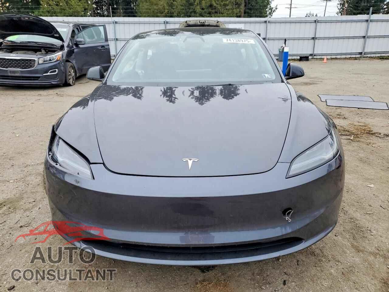 TESLA MODEL 3 2024 - 5YJ3E1EA4RF745189