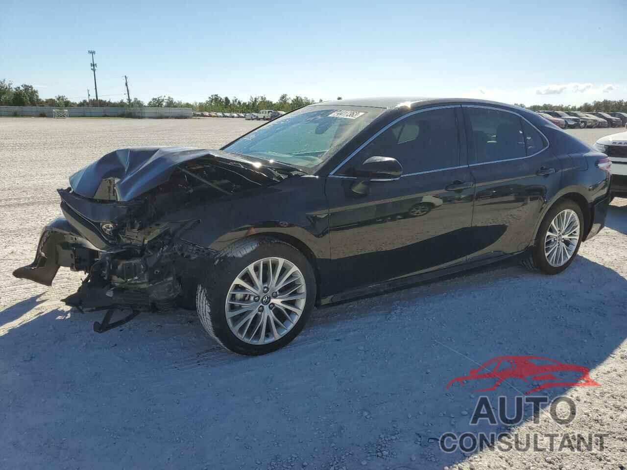 TOYOTA CAMRY 2020 - 4T1F11AK8LU300911