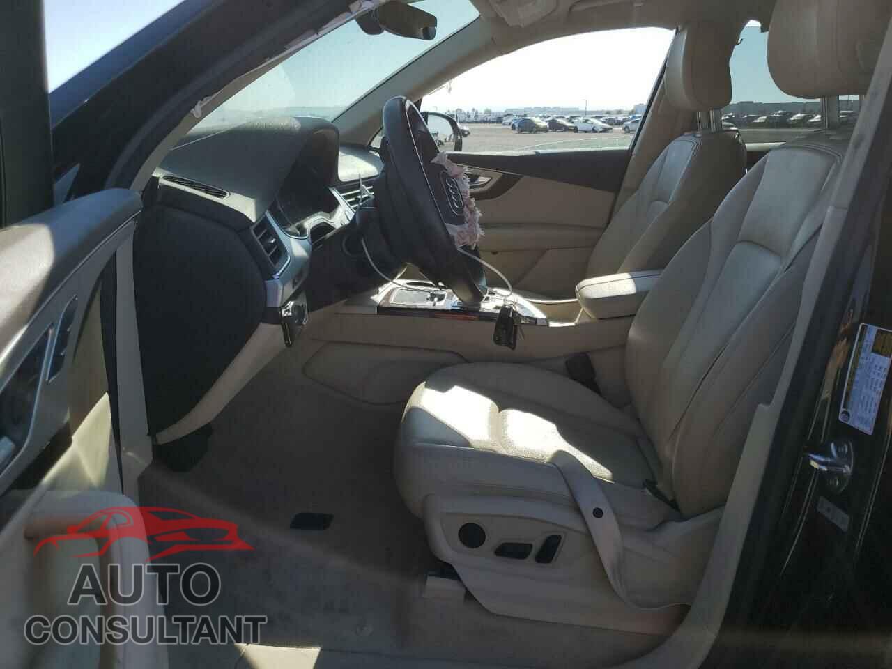 AUDI Q7 2019 - WA1AHAF71KD042237