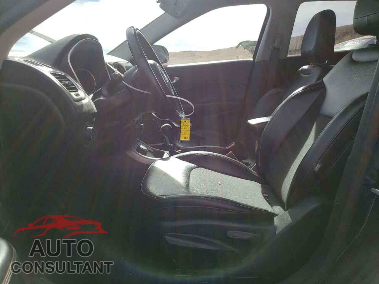 JEEP COMPASS 2019 - 3C4NJDBB0KT772139
