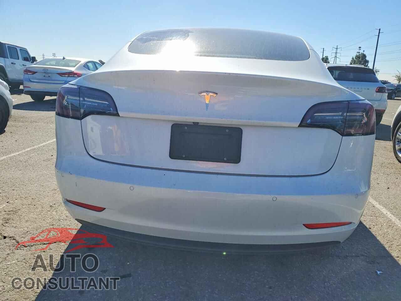TESLA MODEL 3 2020 - 5YJ3E1EA9LF706184