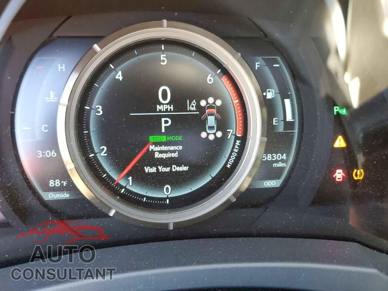 LEXUS IS 2018 - JTHBA1D2XJ5070826