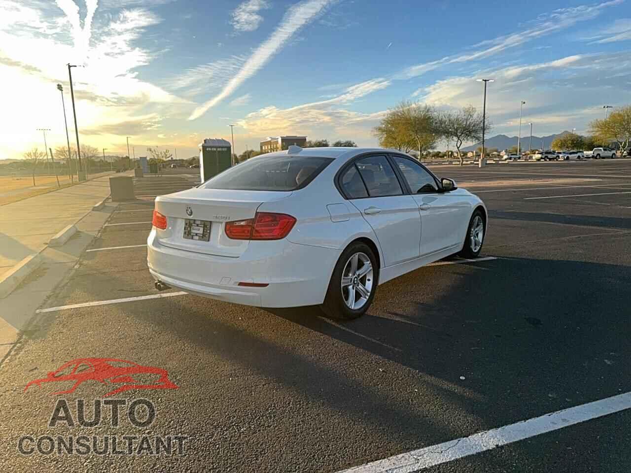 BMW 3 SERIES 2015 - WBA3A5C57FF608745