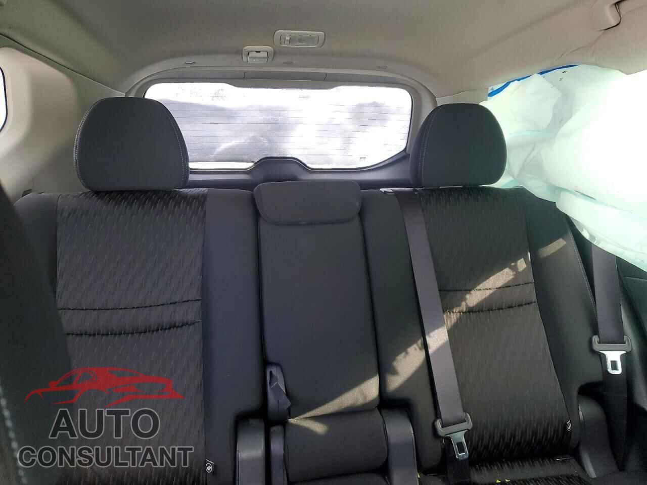 NISSAN ROGUE 2020 - KNMAT2MV5LP511633