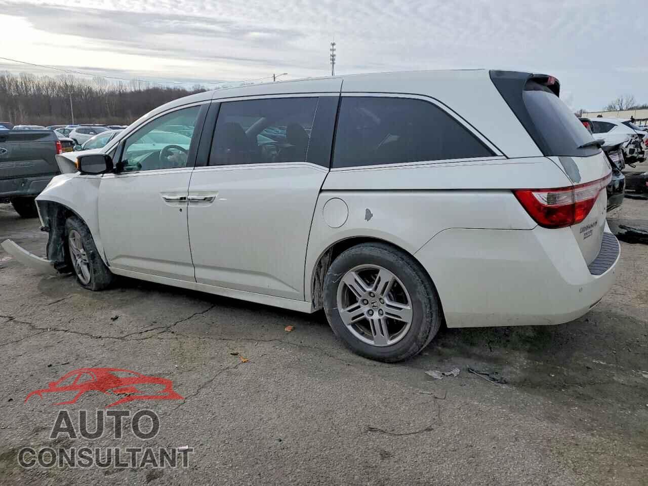 HONDA ODYSSEY 2013 - 5FNRL5H96DB047720