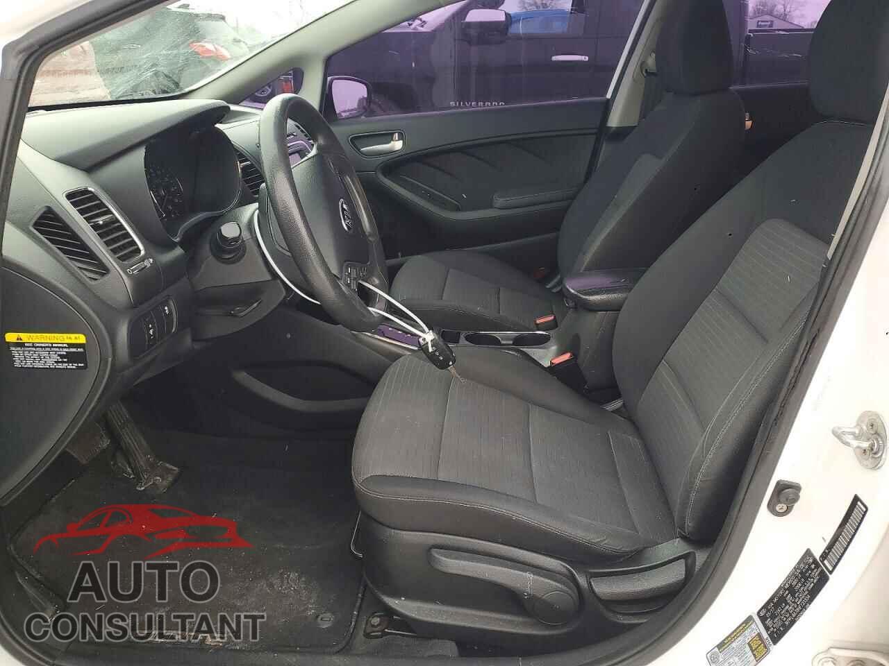 KIA FORTE 2017 - 3KPFL4A78HE133354