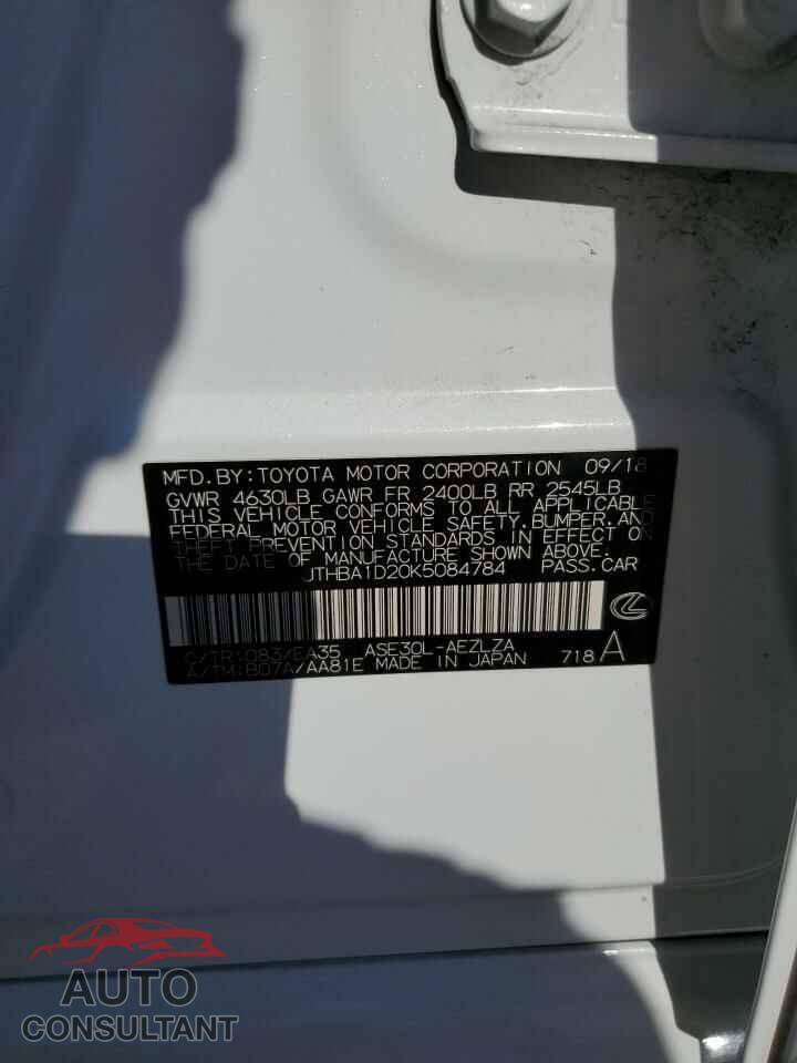 LEXUS IS 2019 - JTHBA1D20K5084784