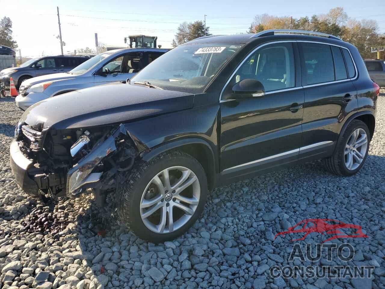 VOLKSWAGEN TIGUAN 2016 - WVGAV7AX2GW558381