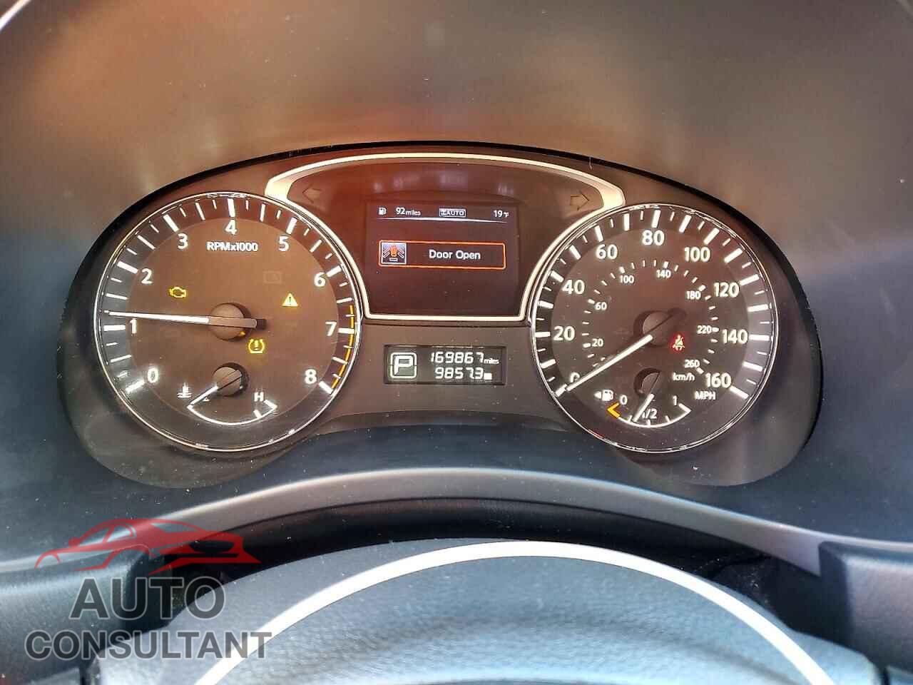 NISSAN PATHFINDER 2014 - 5N1AR2MMXEC653682