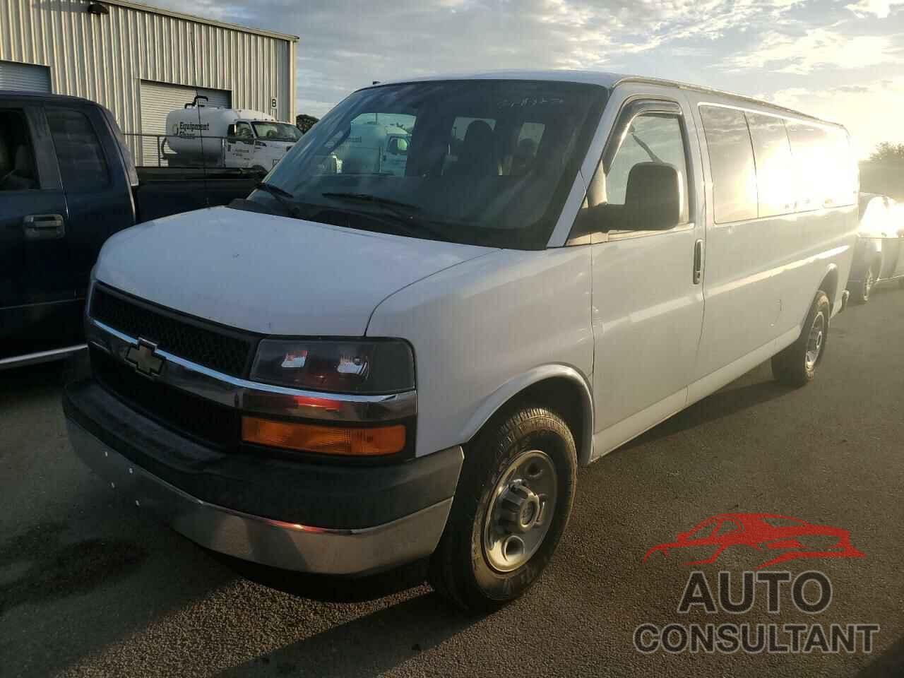 CHEVROLET EXPRESS 2017 - 1GAZGPFG8H1255767