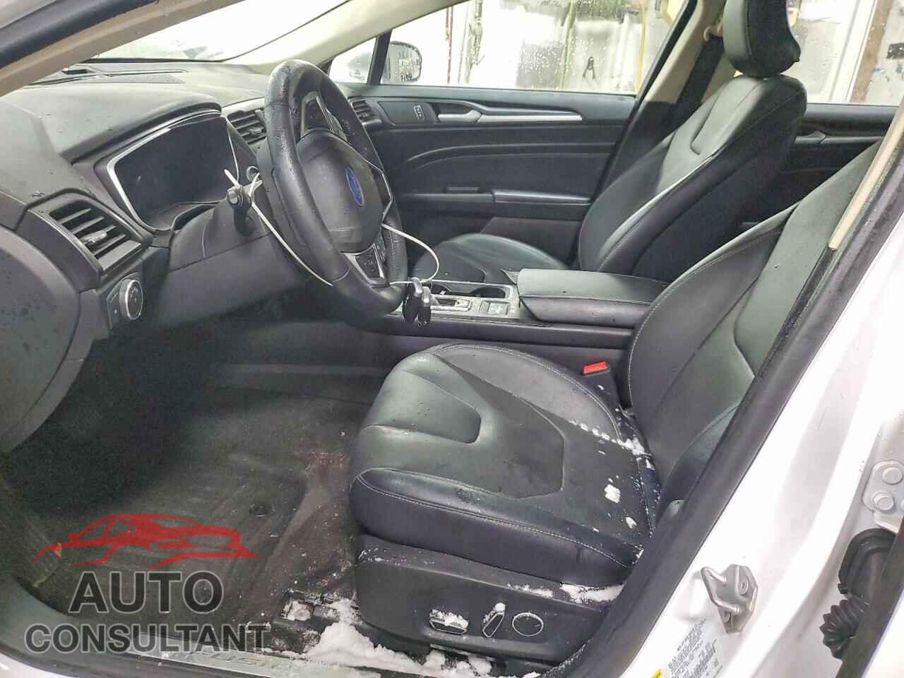 FORD FUSION 2019 - 3FA6P0RU4KR119366
