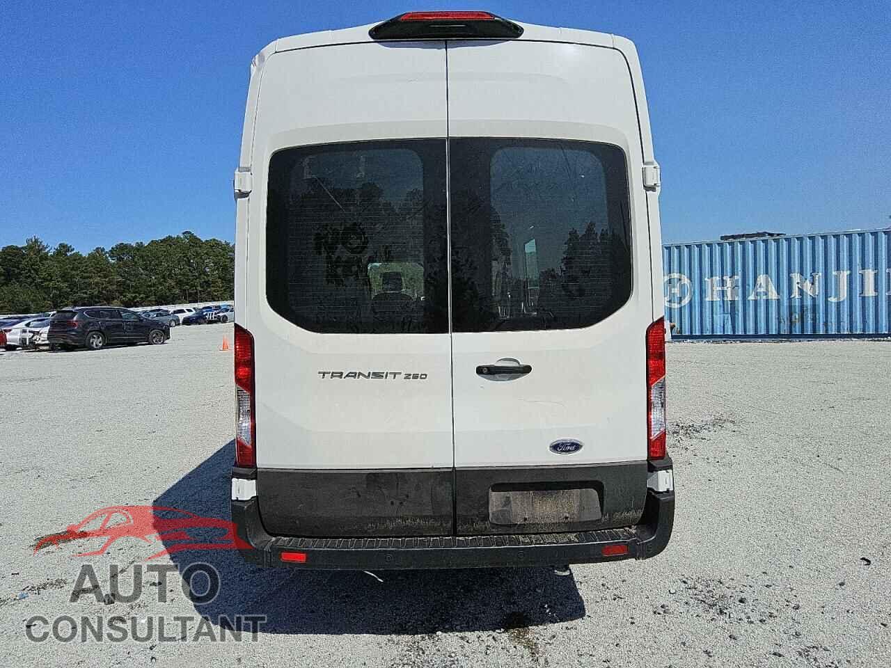 FORD TRANSIT 2023 - 1FTBR3X82PKA82517