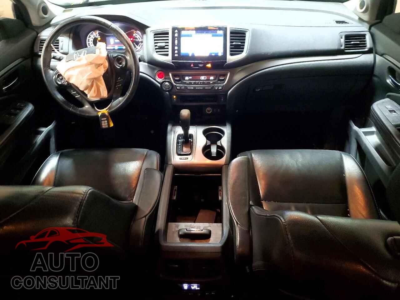 HONDA PILOT 2017 - 5FNYF6H75HB089308