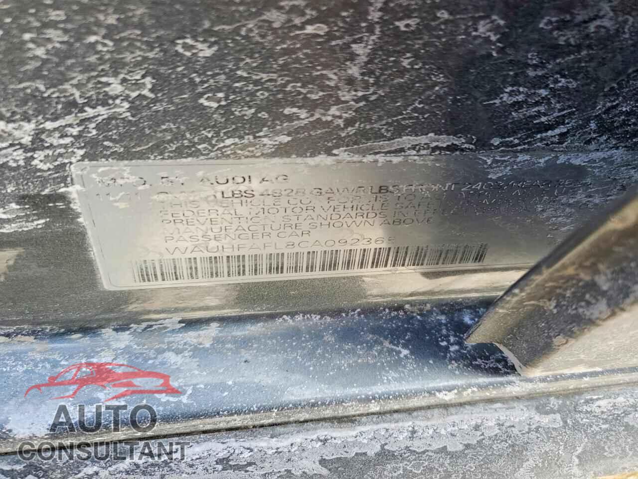 AUDI A4 2012 - WAUHFAFL8CA092365
