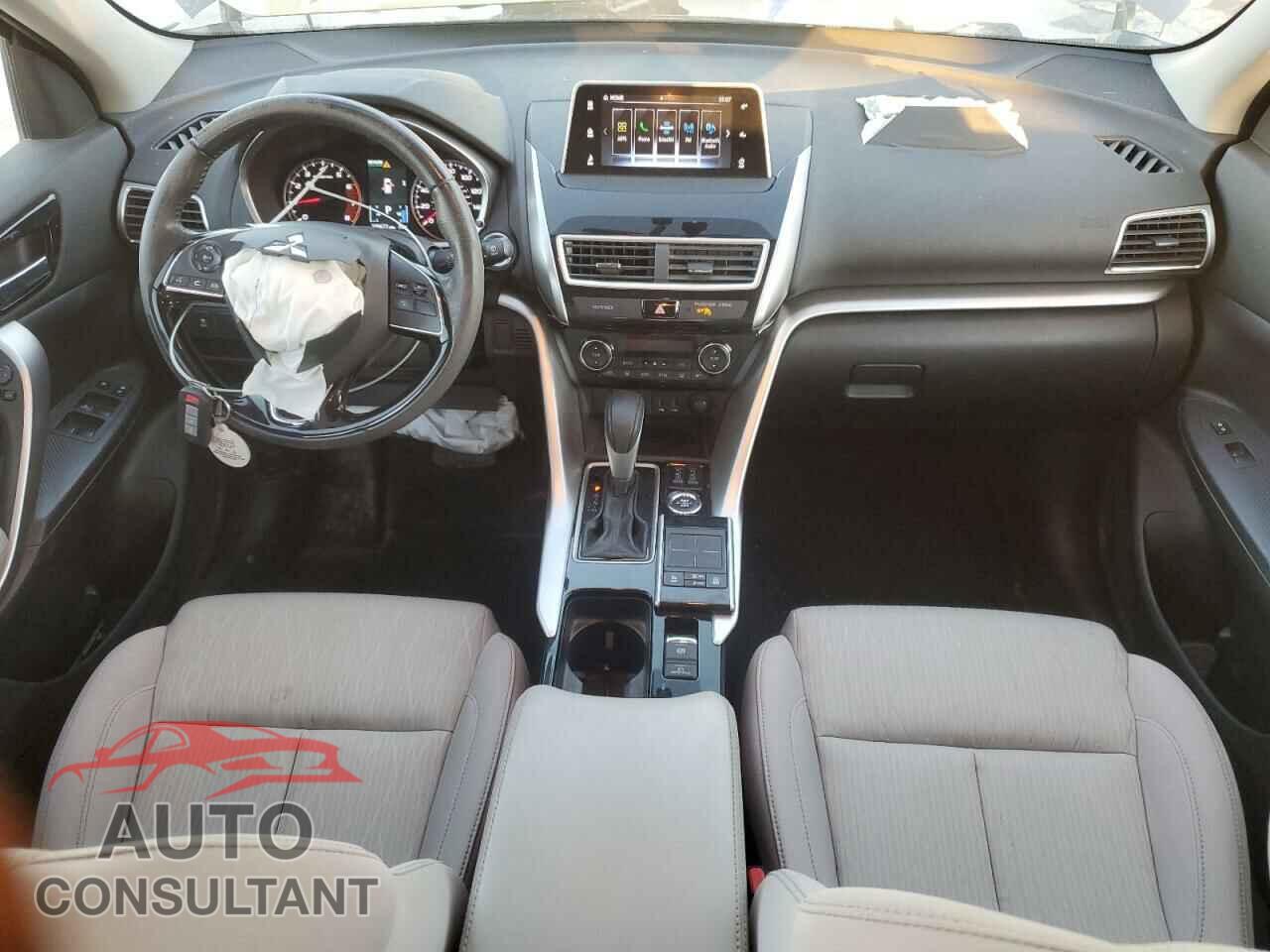 MITSUBISHI ECLIPSE 2018 - JA4AT5AA7JZ047890