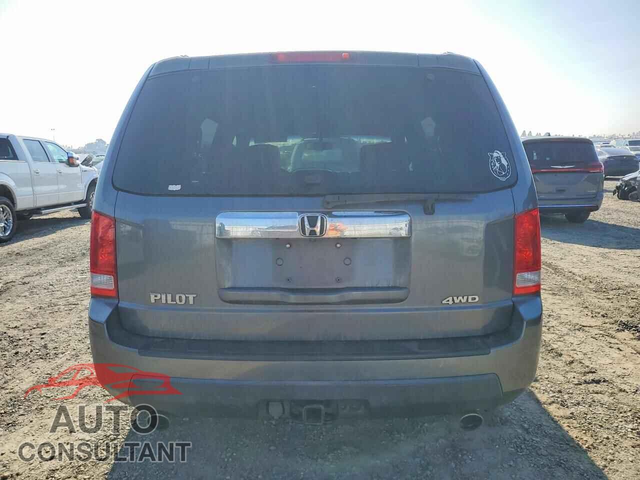 HONDA PILOT 2011 - 5FNYF4H59BB027081