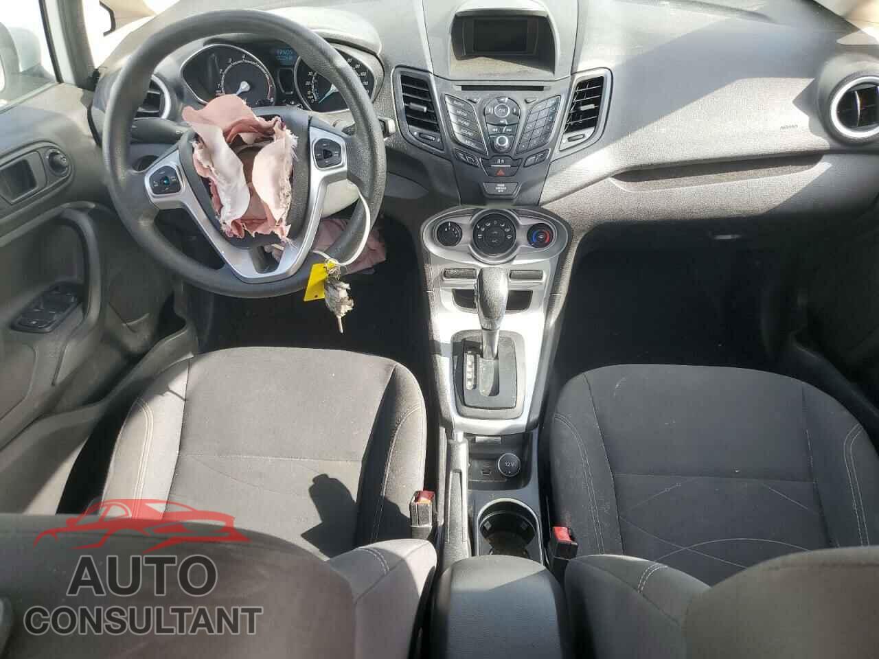 FORD FIESTA 2019 - 3FADP4EJ2KM112455