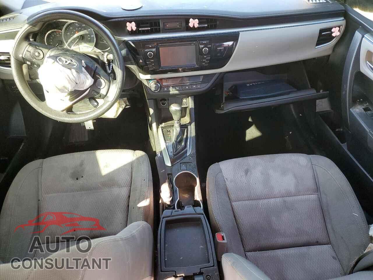 TOYOTA COROLLA 2015 - 5YFBURHE6FP291913