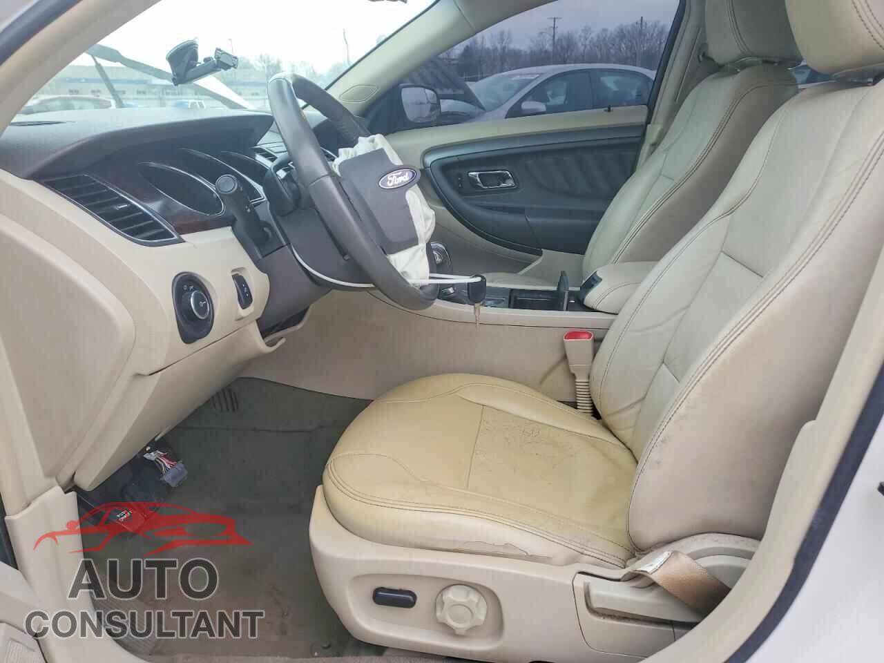 FORD TAURUS 2011 - 1FAHP2EW0BG140928