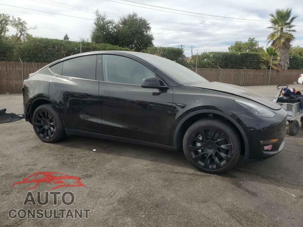 TESLA MODEL Y 2023 - 7SAYGDEE4PA163076