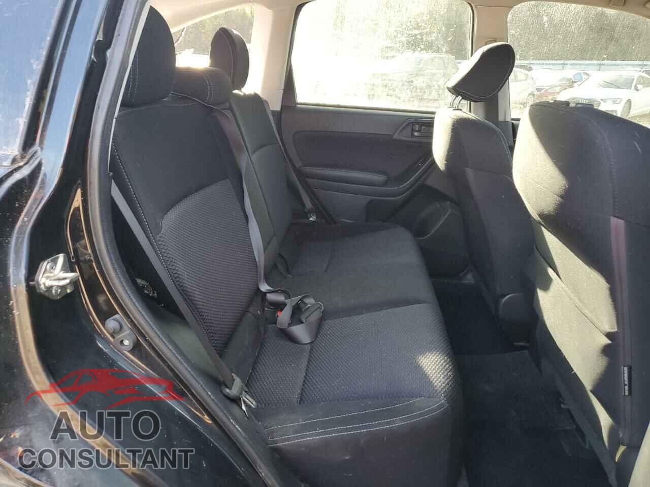 SUBARU FORESTER 2018 - JF2SJAEC6JH416623