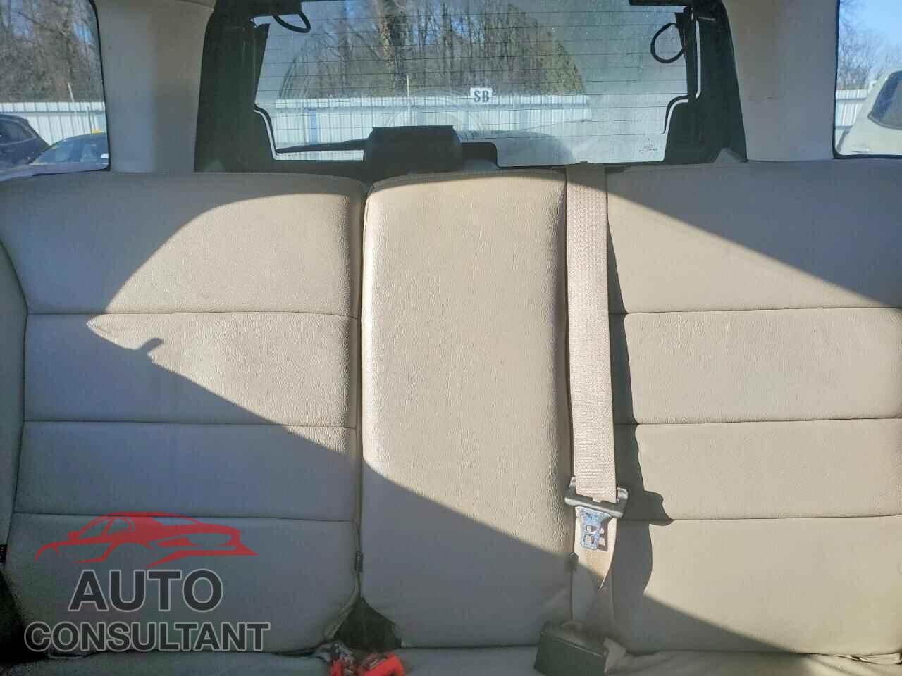 FORD ESCAPE 2010 - 1FMCU9DG8AKB54048