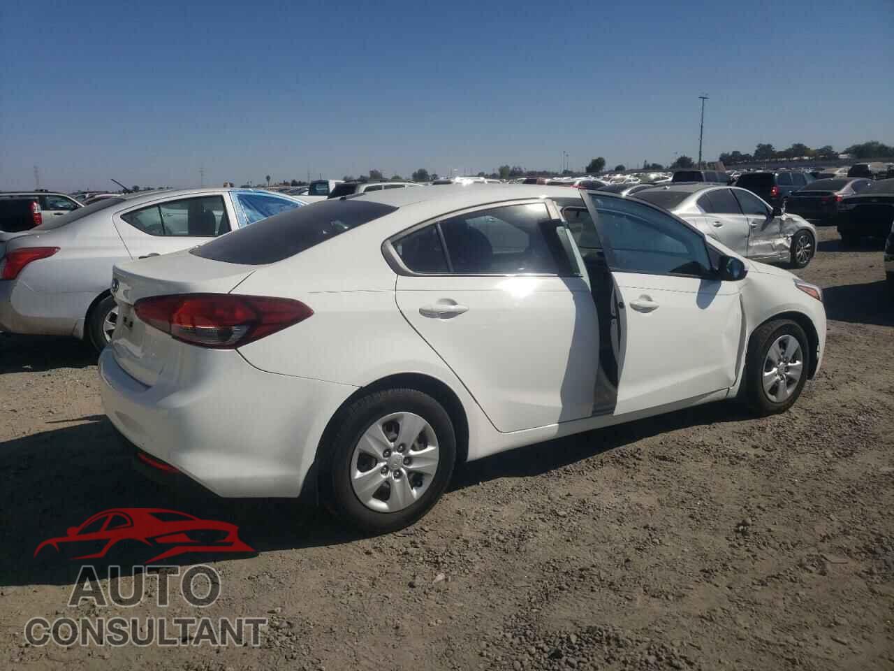 KIA FORTE 2017 - 3KPFK4A77HE133851
