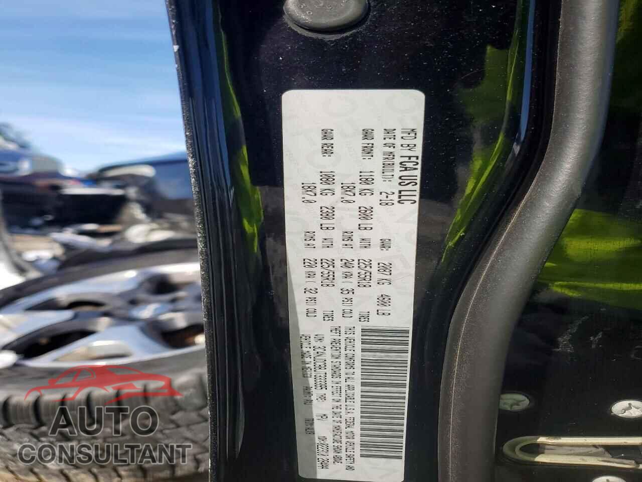 JEEP COMPASS 2018 - 3C4NJDCB8JT333395