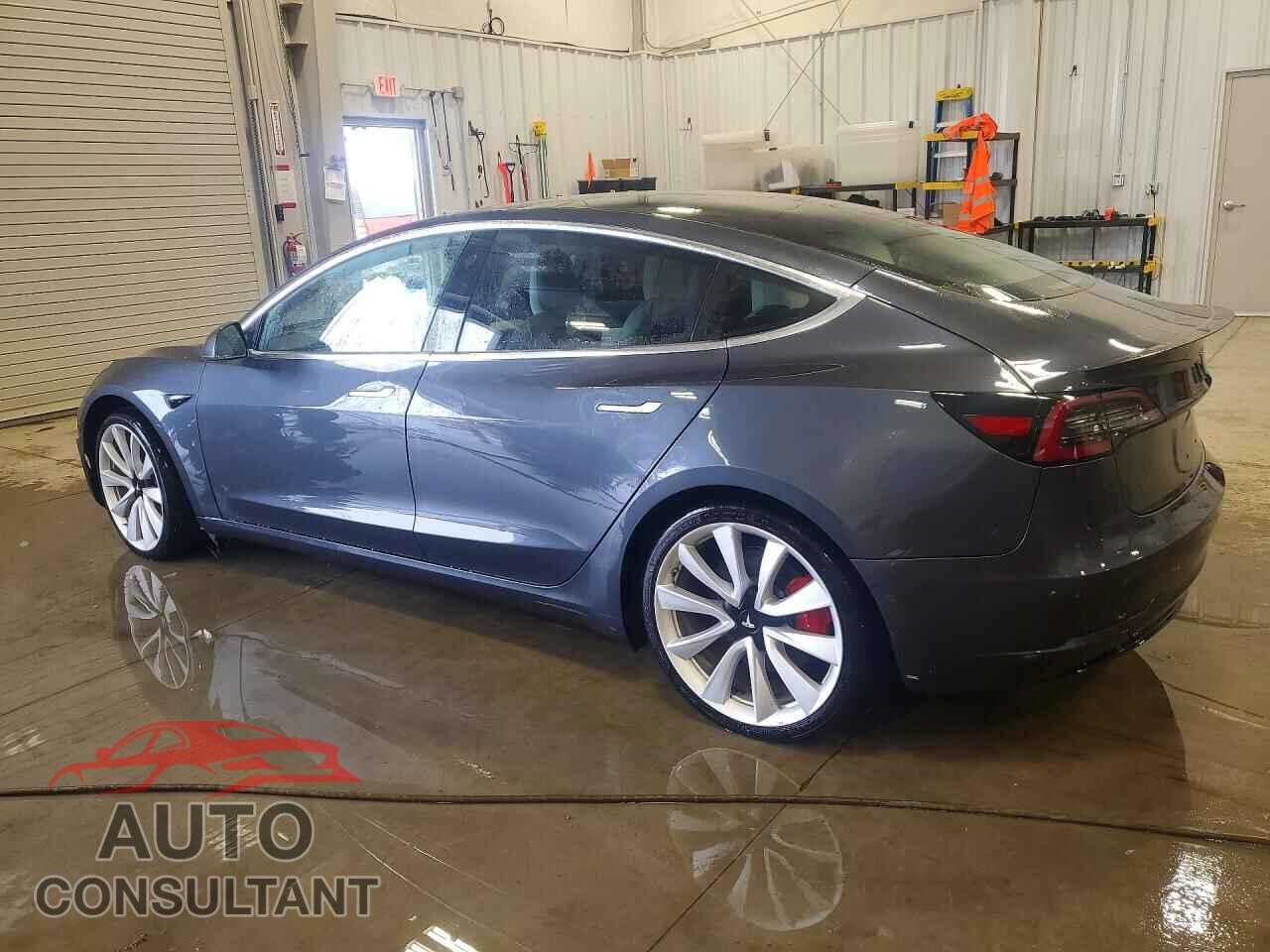 TESLA MODEL 3 2018 - 5YJ3E1EB6JF079983