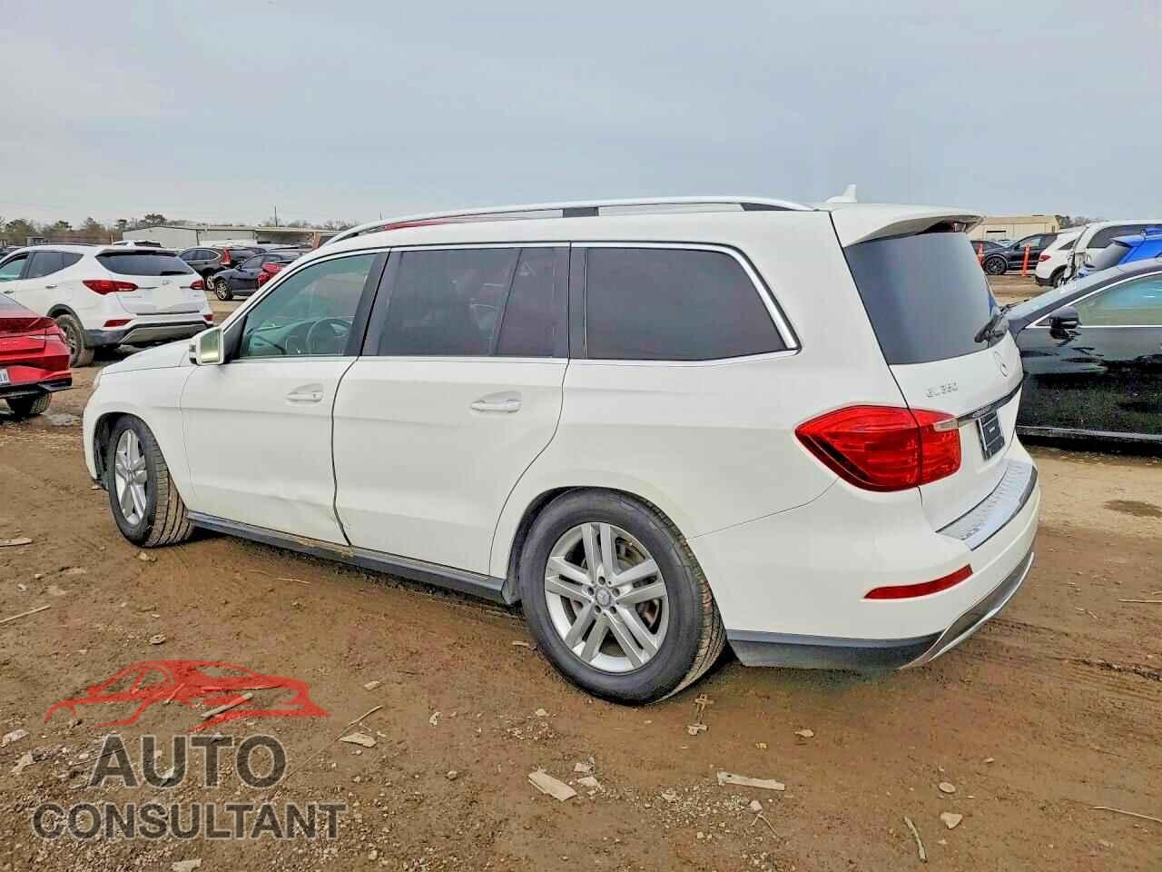 MERCEDES-BENZ GL-CLASS 2015 - 4JGDF2EE2FA468701