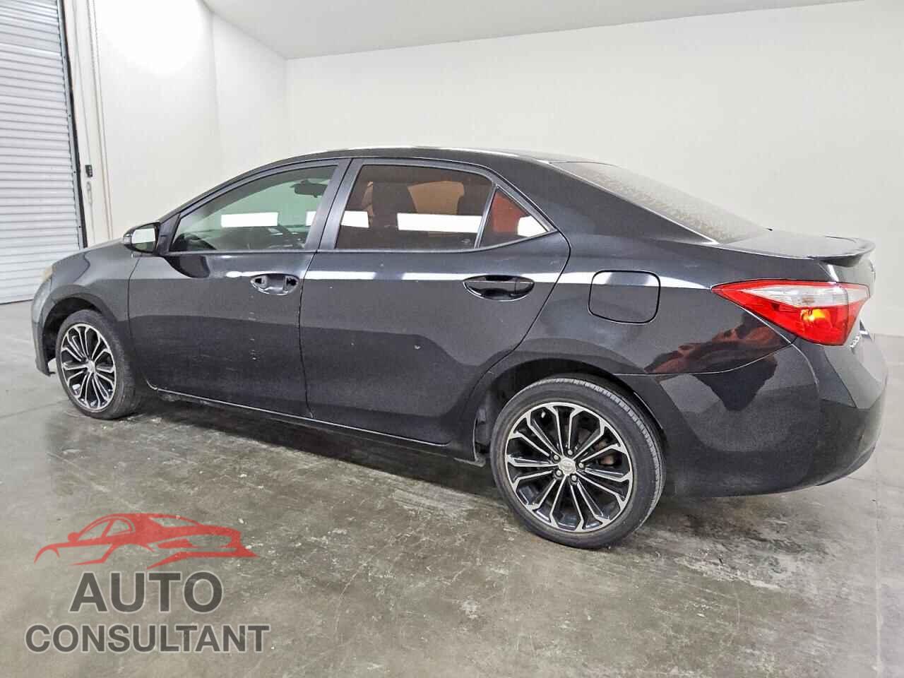 TOYOTA COROLLA 2015 - 5YFBURHE5FP324643