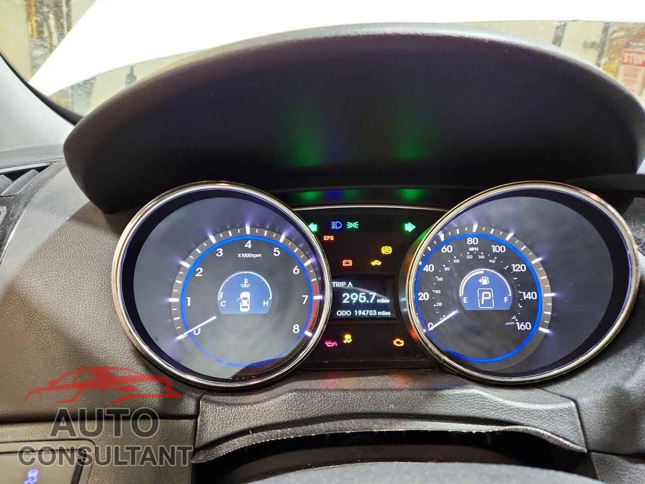 HYUNDAI SONATA 2011 - 5NPEC4AC5BH083184