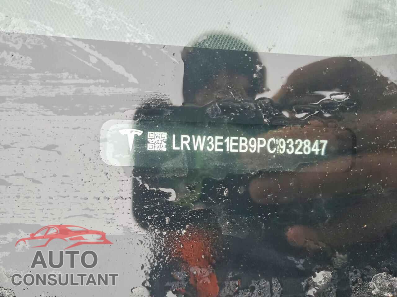 TESLA MODEL 3 2023 - LRW3E1EB9PC932847