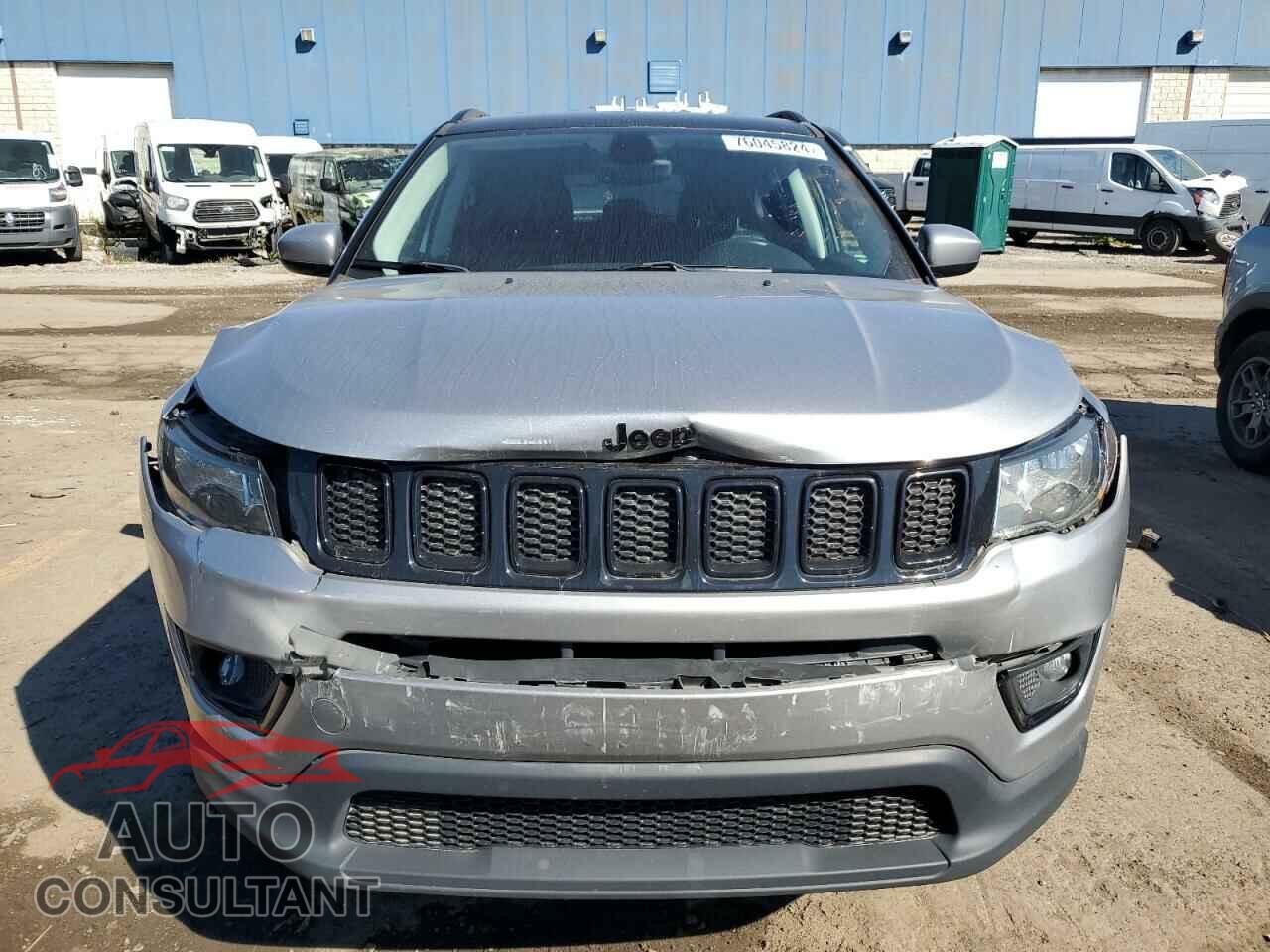 JEEP COMPASS 2018 - 3C4NJDBB1JT298961