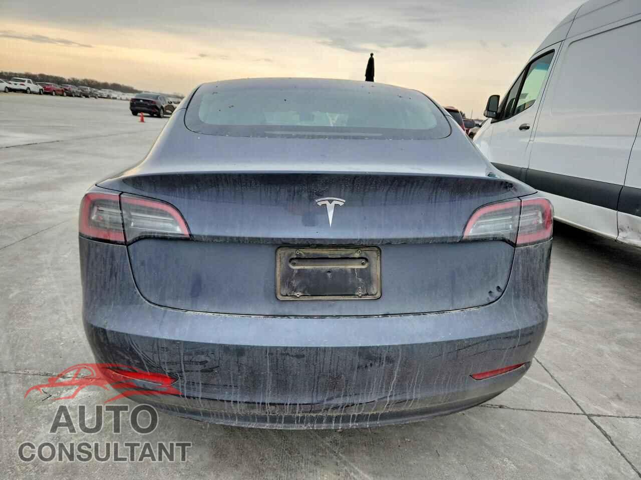 TESLA MODEL 3 2023 - 5YJ3E1EA1PF705200