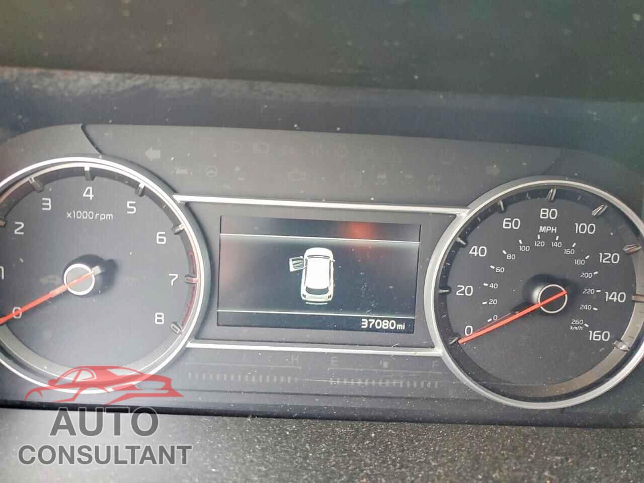 KIA SORENTO 2023 - 5XYRL4LC9PG199596