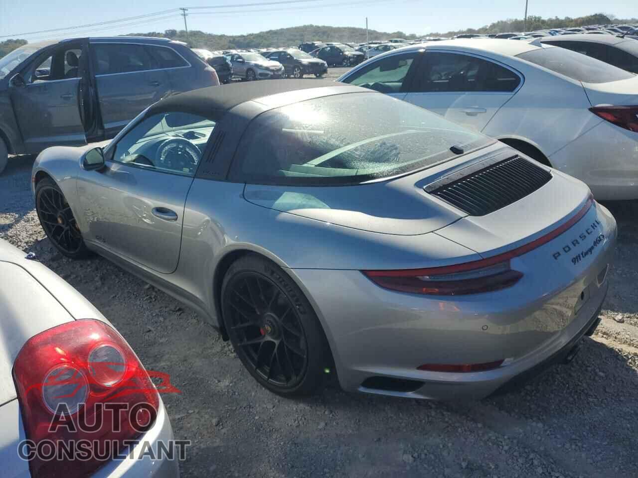 PORSCHE 911 2019 - WP0BB2A92KS125505