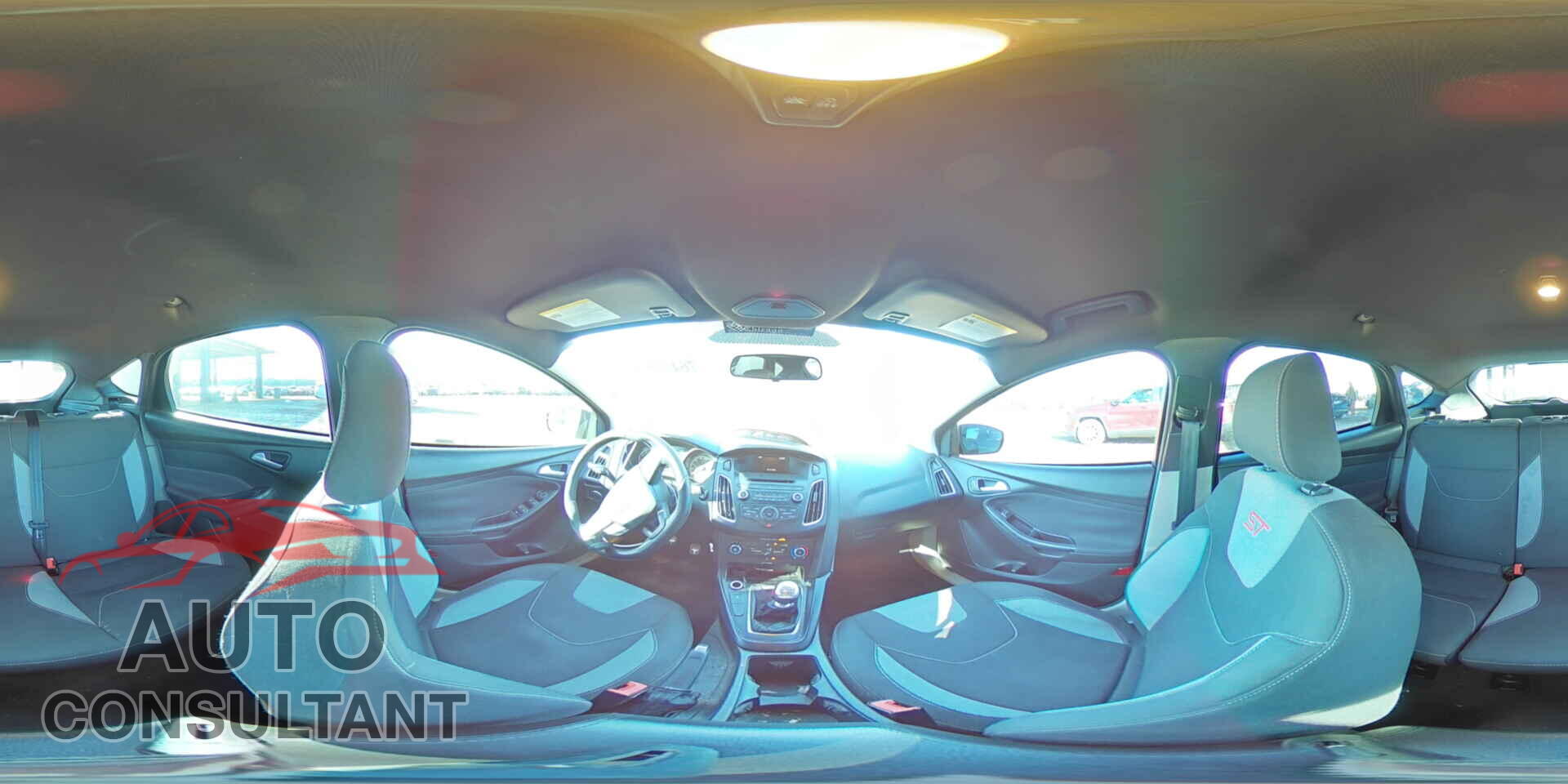 FORD FOCUS 2015 - 1FADP3L94FL324736