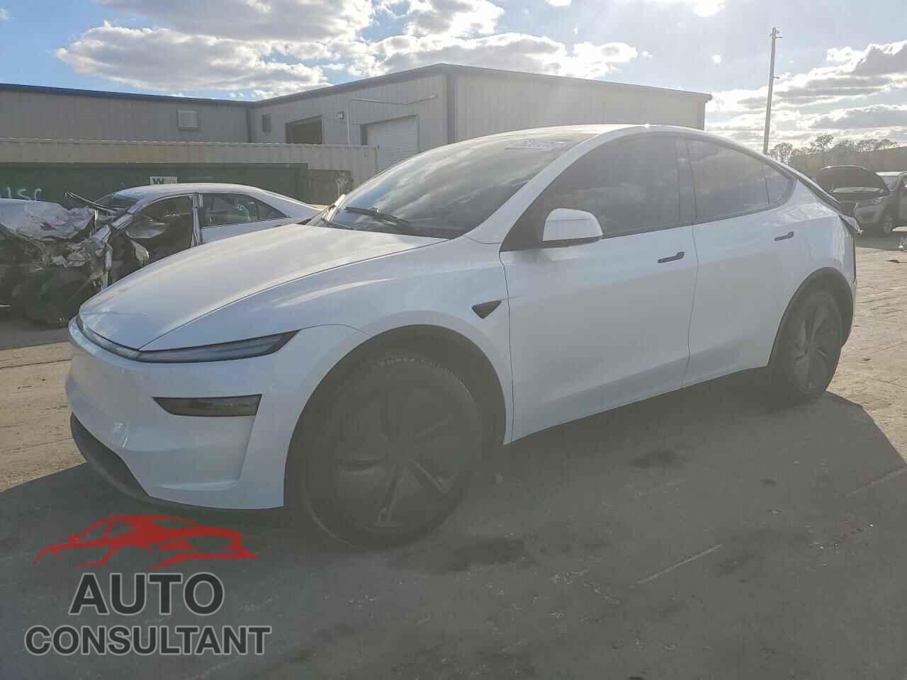 TESLA MODEL Y 2026 - 7SAYGDEE5TA405092