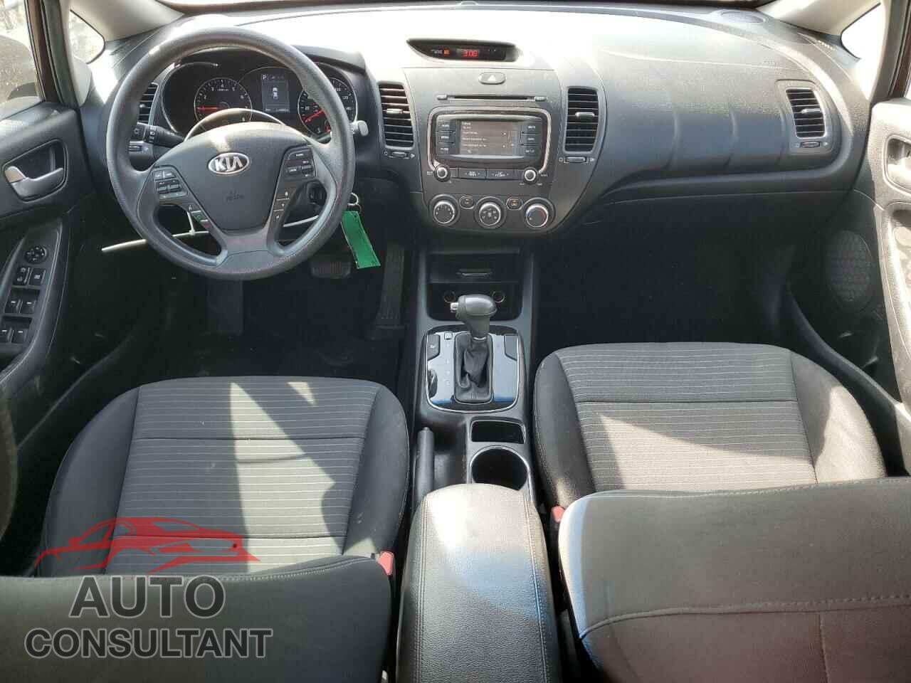 KIA FORTE 2017 - 3KPFL4A7XHE108505