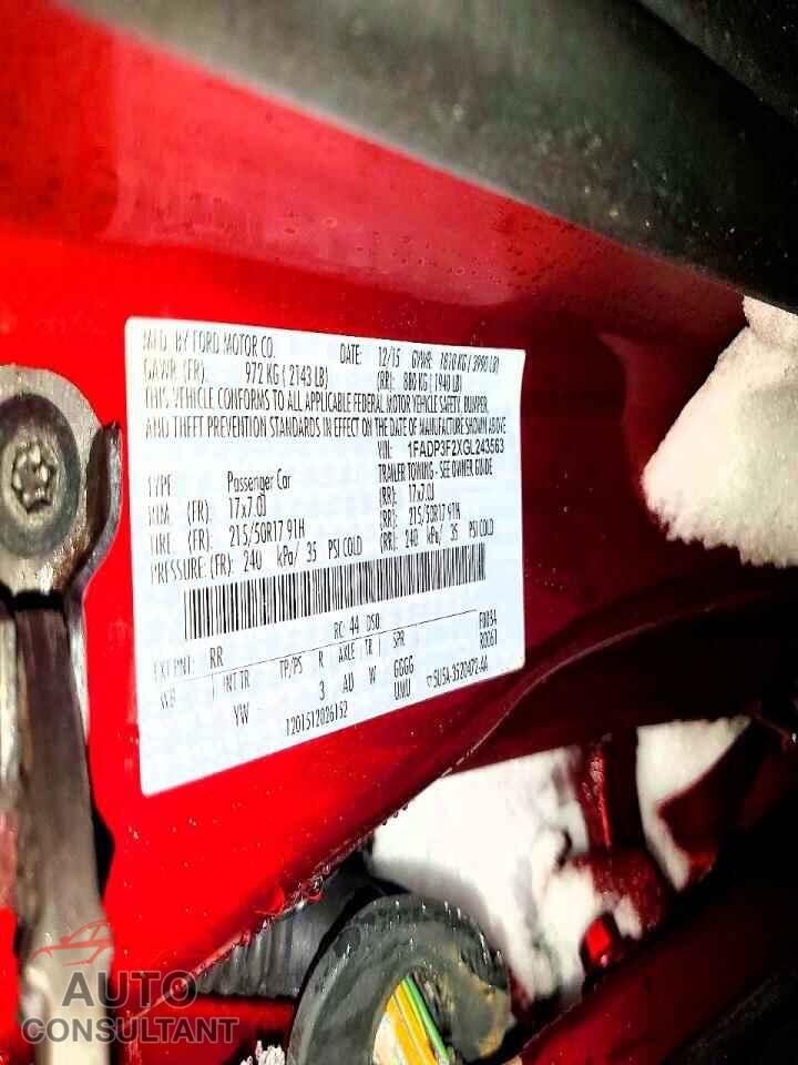 FORD FOCUS 2016 - 1FADP3F2XGL243563