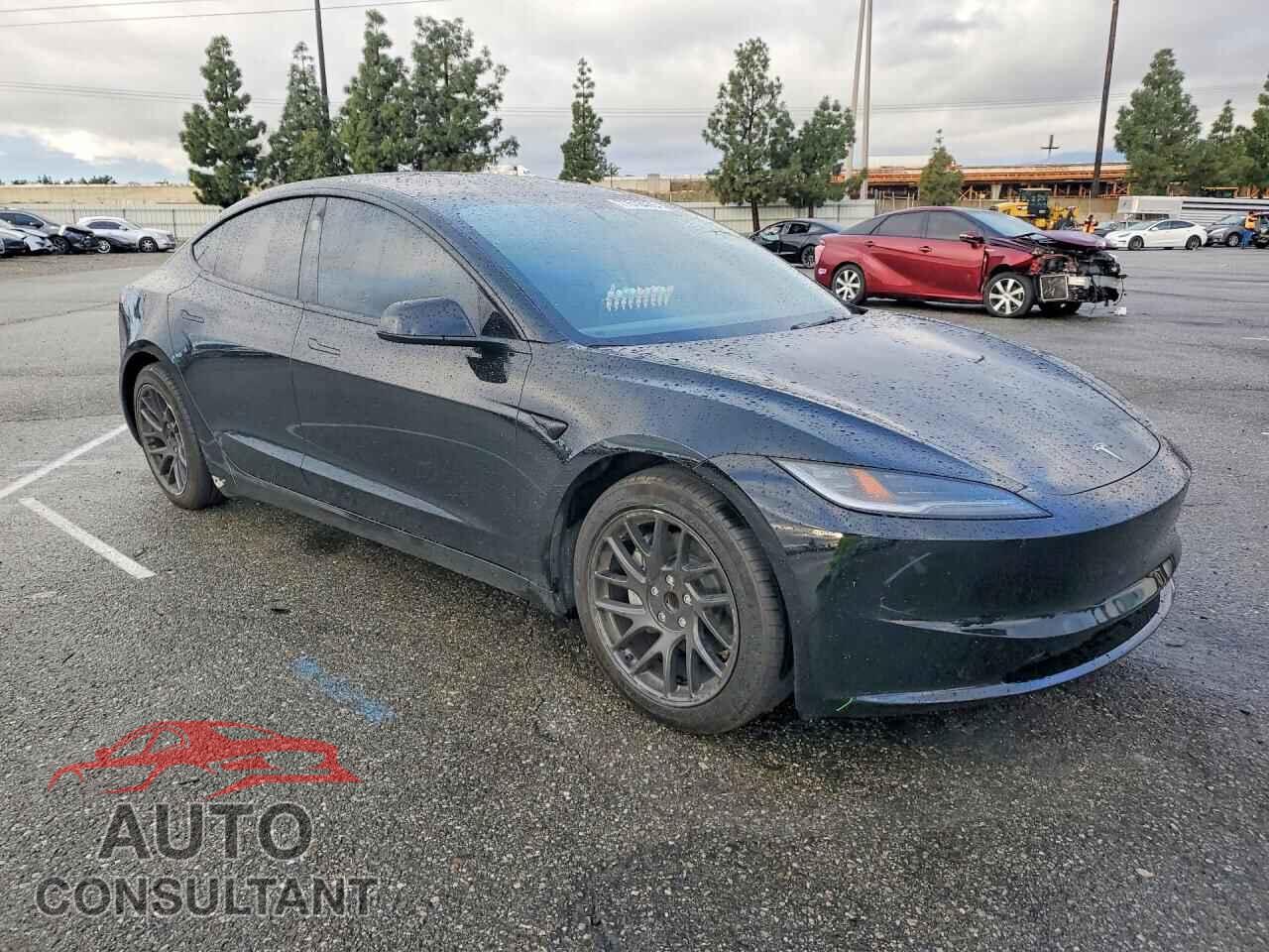 TESLA MODEL 3 2024 - 5YJ3E1EA4RF868703