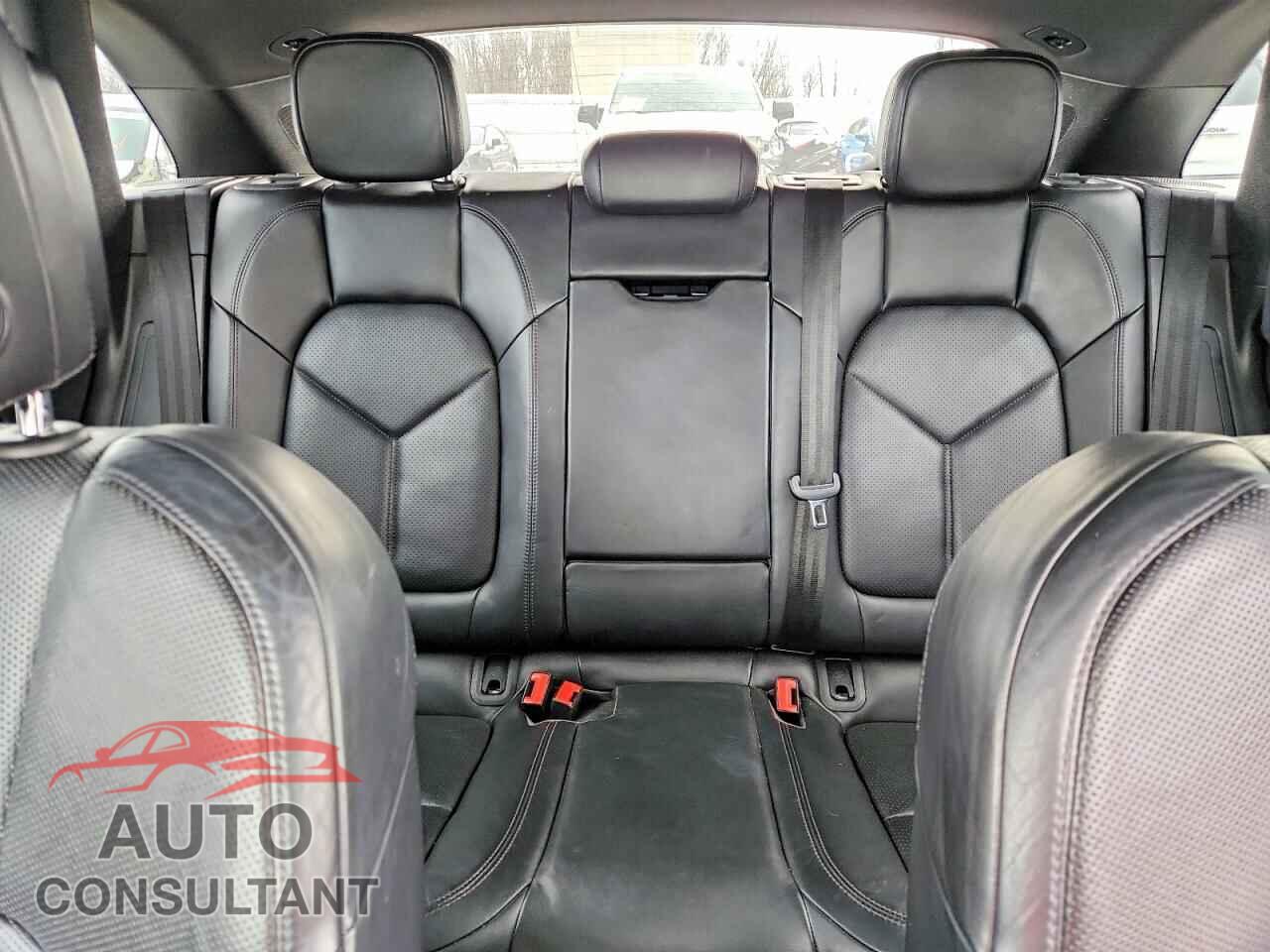 PORSCHE MACAN 2018 - WP1AB2A57JLB31848