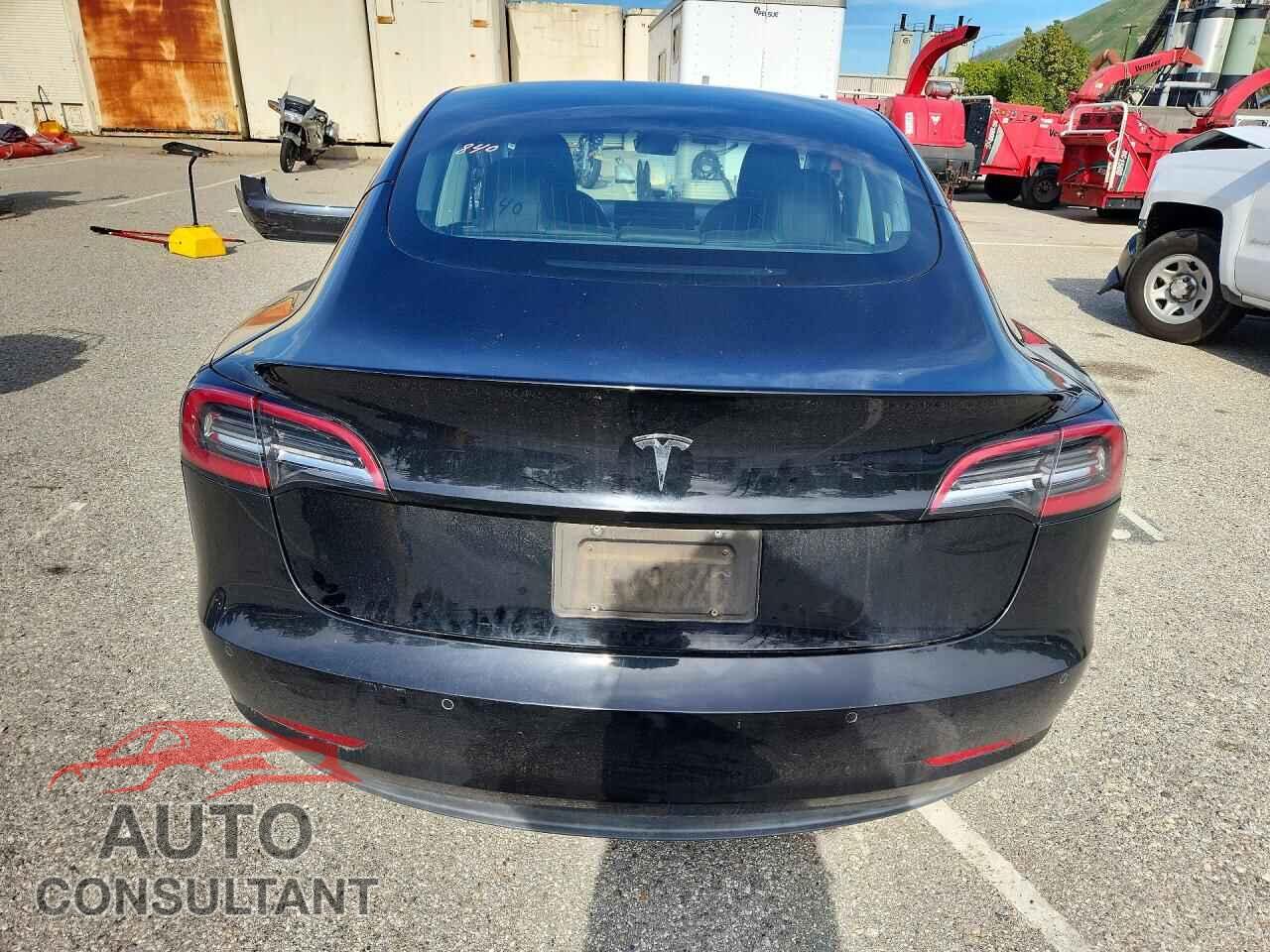 TESLA MODEL 3 2018 - 5YJ3E1EA4JF176378